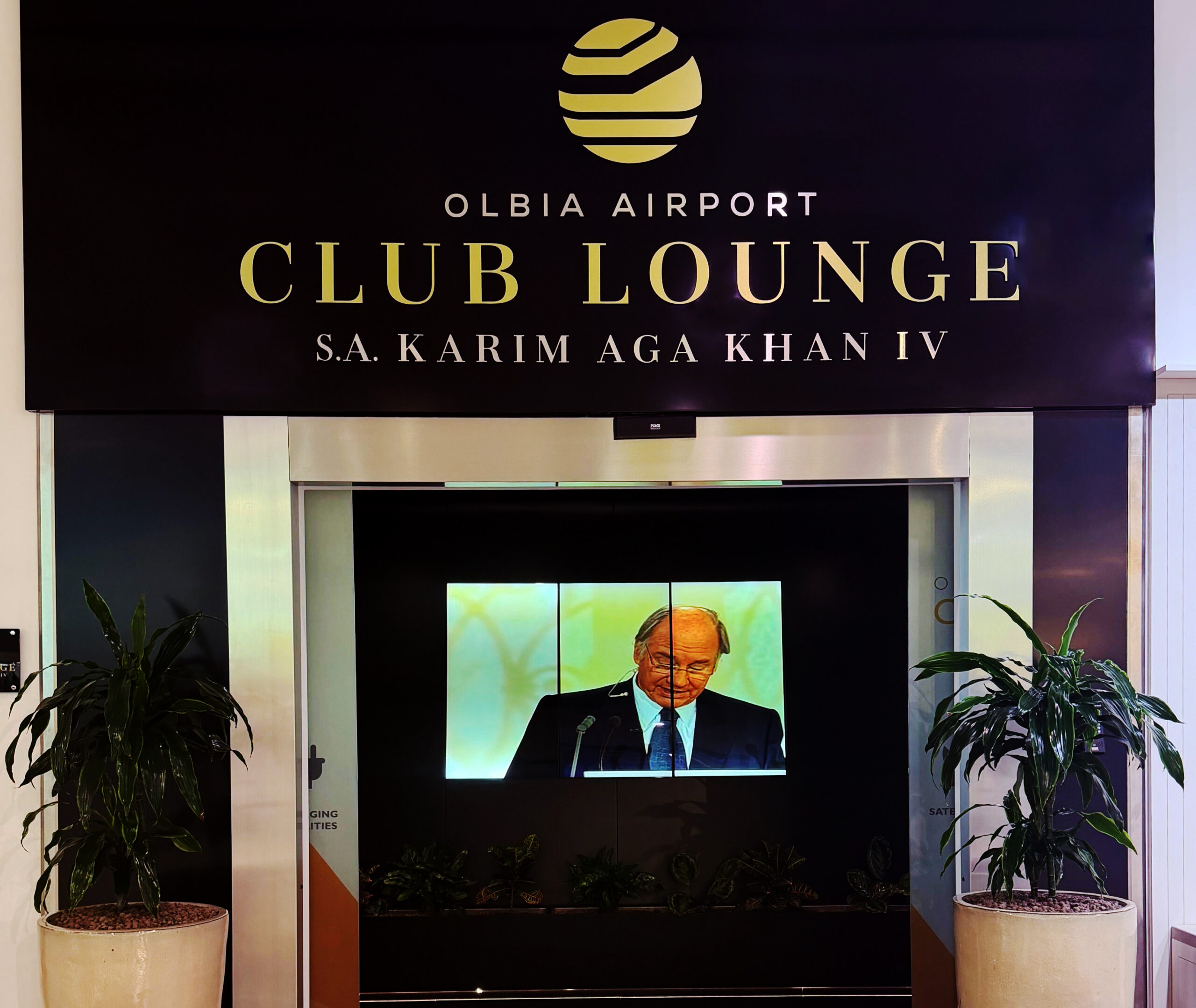 Club Lounge